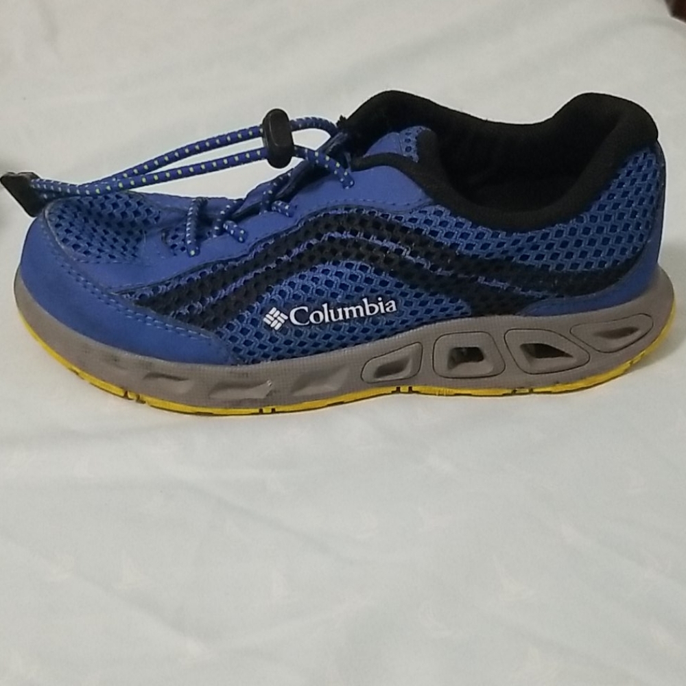 Columbia sneakers